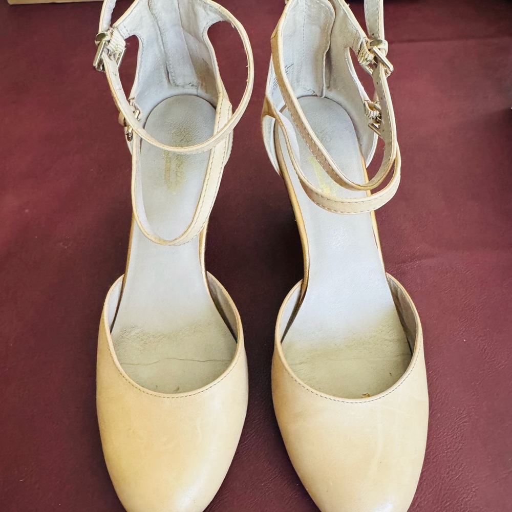 Seychelles Beige Ankle Strap Heels